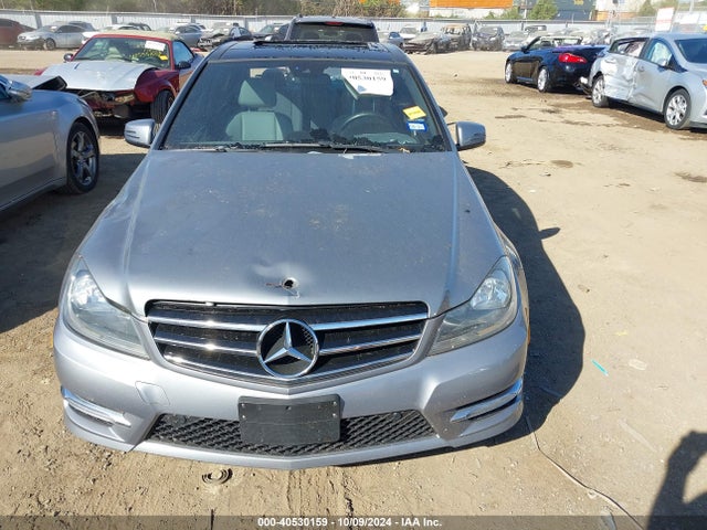 WDDGF8AB0EG207116 Mercedes-Benz C 300 Luxury 4matic/sport 4matic