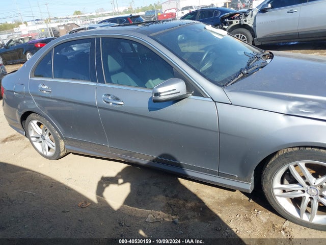 WDDGF8AB0EG207116 Mercedes-Benz C 300 Luxury 4matic/sport 4matic