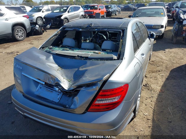 WDDGF8AB0EG207116 Mercedes-Benz C 300 Luxury 4matic/sport 4matic