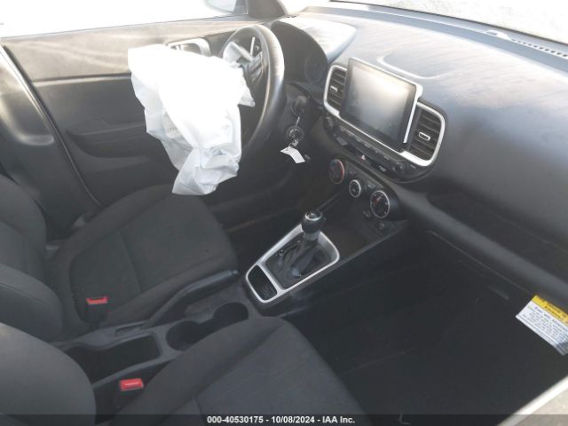 KMHRB8A31MU112132 Hyundai Venue Se