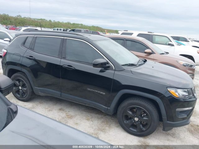 3C4NJCBB6JT124071 Jeep Compass Latitude Fwd