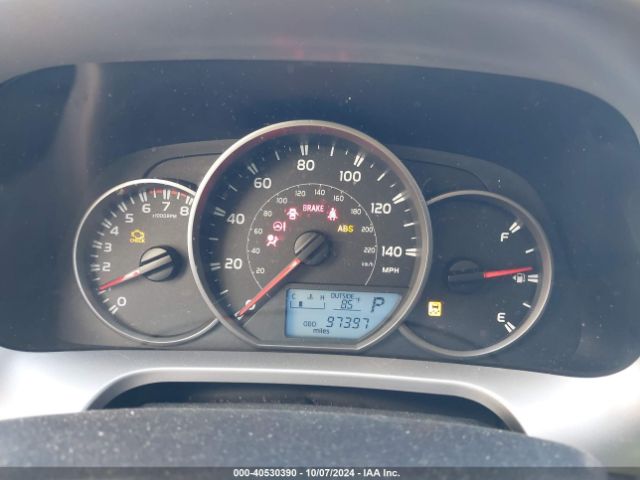 JTMZFREV0GJ094156 Toyota RAV4 LE