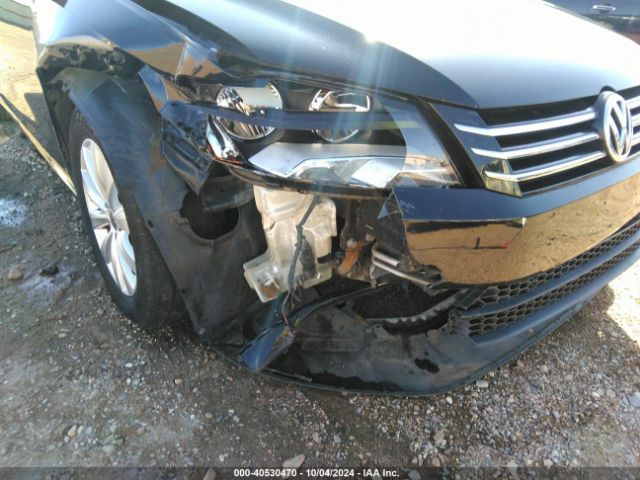 1VWAT7A38FC018182 Volkswagen Passat 1.8t Wolfsburg Edition