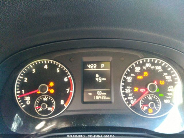 1VWAT7A38FC018182 Volkswagen Passat 1.8t Wolfsburg Edition