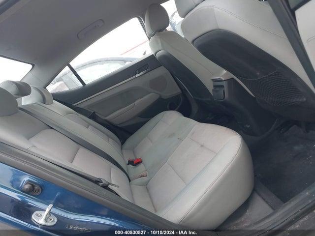 Hyundai ELANTRA SE 2017 5NPD84LF8HH077764 Image 8