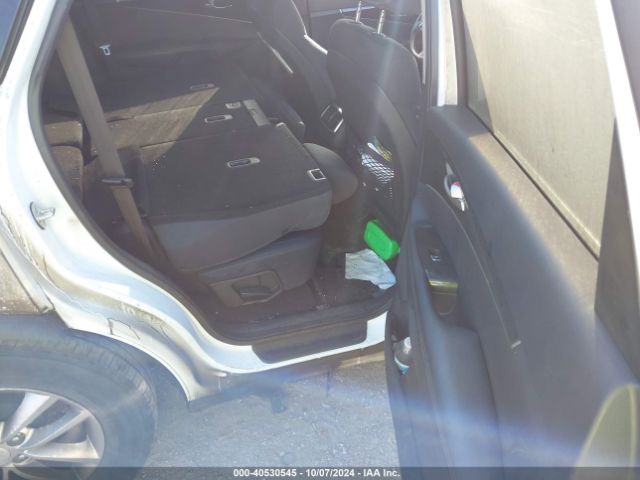 5XYPGDA32JG398690 KIA Sorento 2.4l Lx