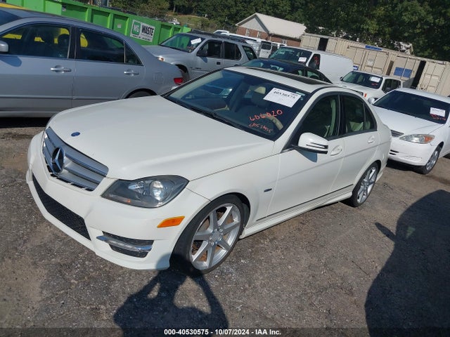40530575 :رقم المزاد ، WDDGF4HB1CA606020 vin ، 2012 Mercedes-benz C 250 Luxury/sport مزاد بيع