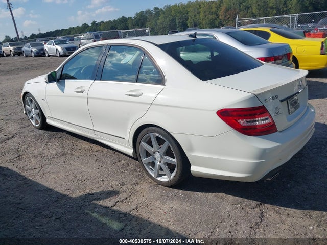 40530575 :رقم المزاد ، WDDGF4HB1CA606020 vin ، 2012 Mercedes-benz C 250 Luxury/sport مزاد بيع