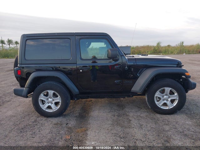 1C4GJXAG9NW164738 Jeep Wrangler Sport S 4x4