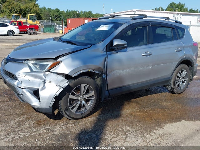 Toyota Rav4 Xle 2018 JTMRFREV8JJ223624 Image 6