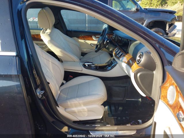WDDZF4KB4HA202055 Mercedes-Benz E 300 4matic