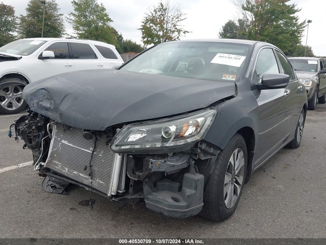 2013 Honda Accord Lx მანქანა იყიდება აუქციონზე, vin: 1HGCR2E33DA118028, აუქციონის ნომერი: 40530709