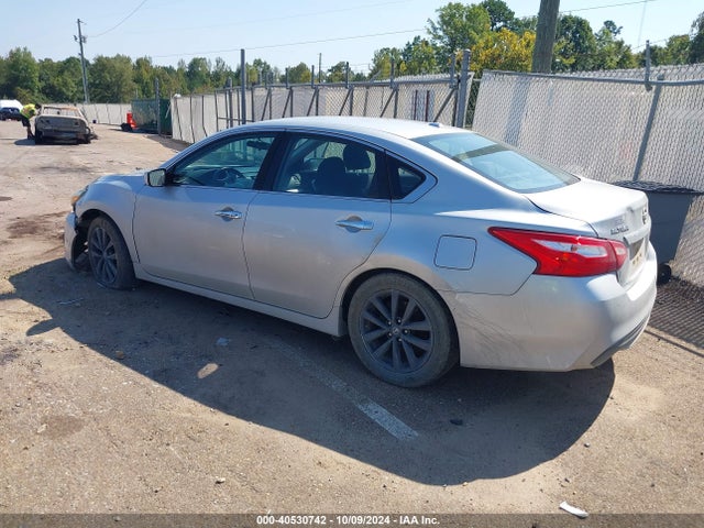 1N4AL3AP3HC202954 Nissan Altima 2.5 Sv