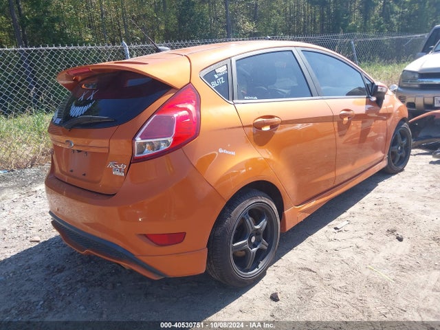 Ford FIESTA ST 2018 3FADP4GX4JM138328 Image 4