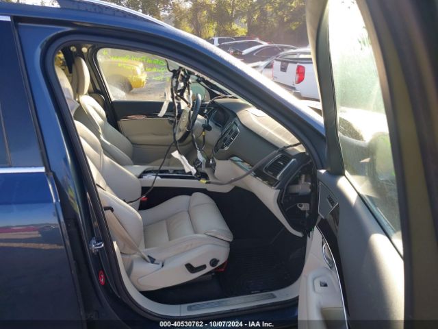 YV4A22PK6J1368015 Volvo Xc90 T6 Momentum