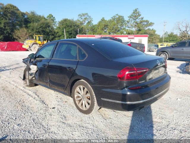 1VWAA7A30JC022113 Volkswagen Passat 2.0t R-line/2.0t S