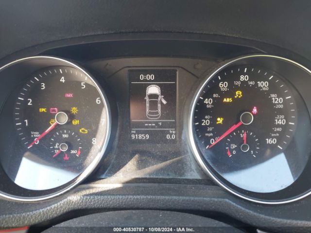 1VWAA7A30JC022113 Volkswagen Passat 2.0t R-line/2.0t S