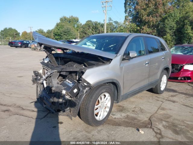 5XYKT3A6XEG426266 KIA SORENTO LX