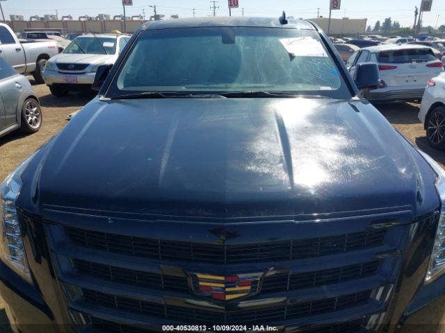 1GYS4AKJ8JR157372 Cadillac Escalade Standard