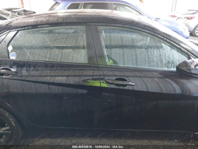KMHLM4AG5MU204209 Hyundai ELANTRA SEL