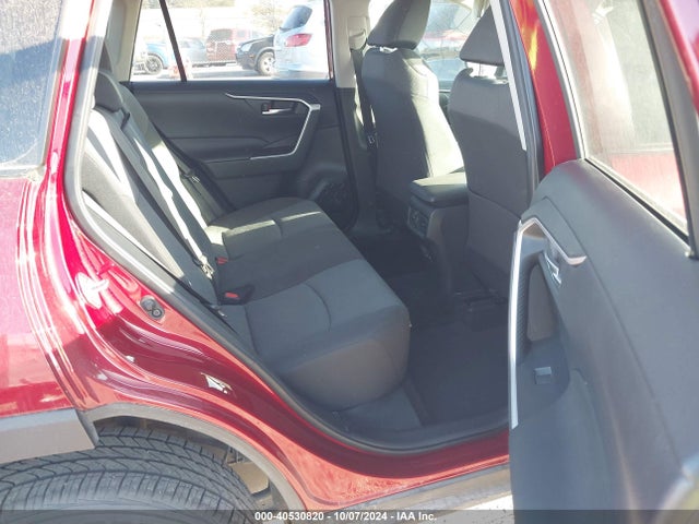 40530820 :رقم المزاد ، JTMP1RFV3KJ012921 vin ، 2019 Toyota Rav4 Xle مزاد بيع