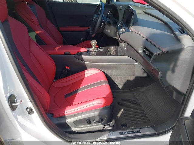 JTHR6JBH9P2143170 Lexus Ux 250h F Sport Handling