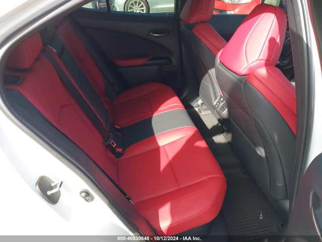 JTHR6JBH9P2143170 Lexus Ux 250h F Sport Handling