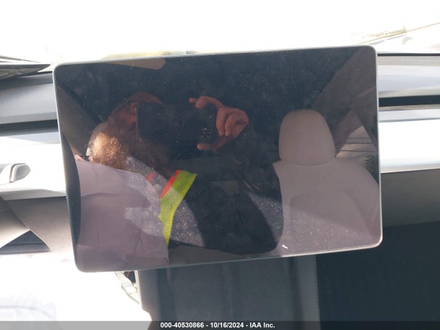 2022 TESLA MODEL Y 7SAYGAEE2NF472818 Photo 6