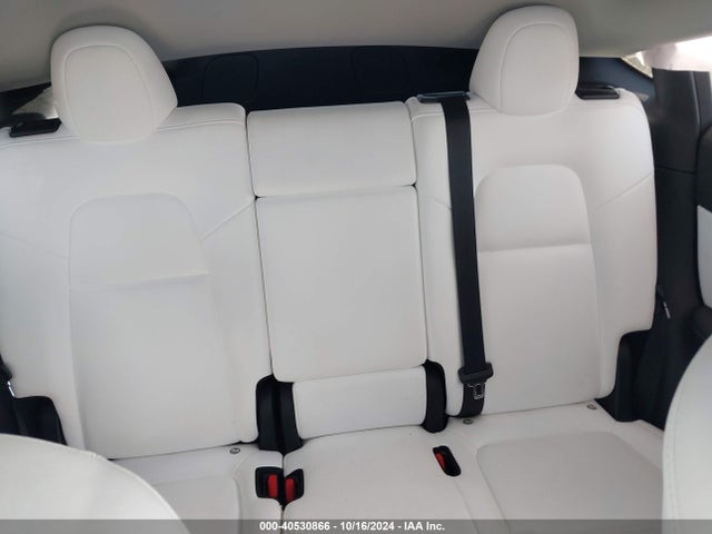 2022 TESLA MODEL Y 7SAYGAEE2NF472818 Photo 7