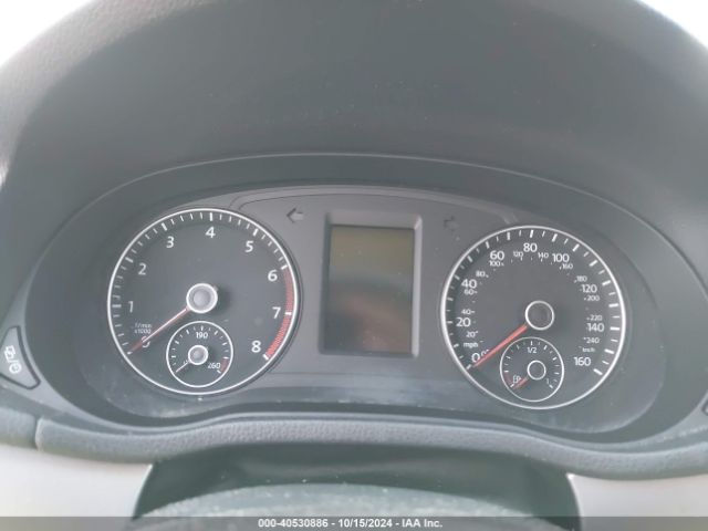1VWAT7A34FC100698 Volkswagen Passat 1.8t Limited Edition