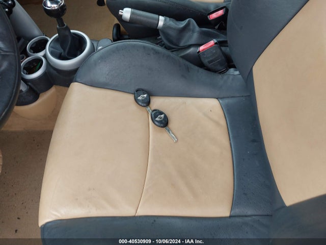 2006 MINI COOPER WMWRF33556TF63891 Photo 10