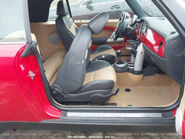 2006 MINI COOPER WMWRF33556TF63891 Photo 4