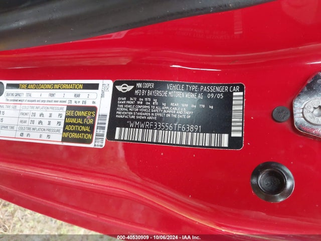2006 MINI COOPER WMWRF33556TF63891 Photo 8