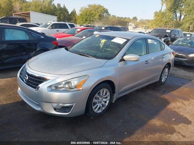 Nissan Altima 2.5 S 2015 1N4AL3AP3FN303848 Image 2