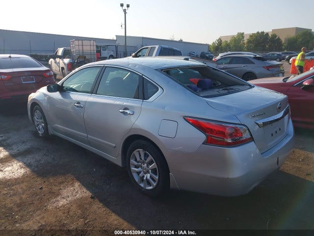 Nissan Altima 2.5 S 2015 1N4AL3AP3FN303848 Image 3