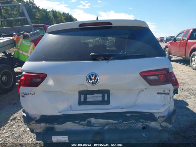 3VV2B7AX6JM209007 Volkswagen Tiguan 2.0t Se/2.0t Sel