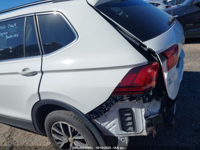 3VV2B7AX6JM209007 Volkswagen Tiguan 2.0t Se/2.0t Sel