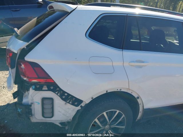 3VV2B7AX6JM209007 Volkswagen Tiguan 2.0t Se/2.0t Sel