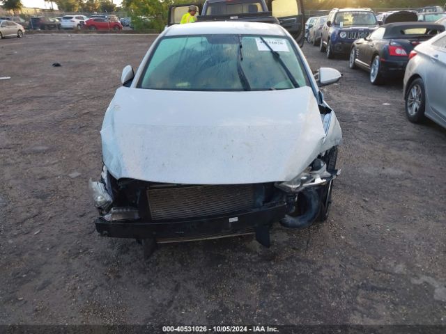 KMHD84LF0HU146786 Hyundai Elantra Limited