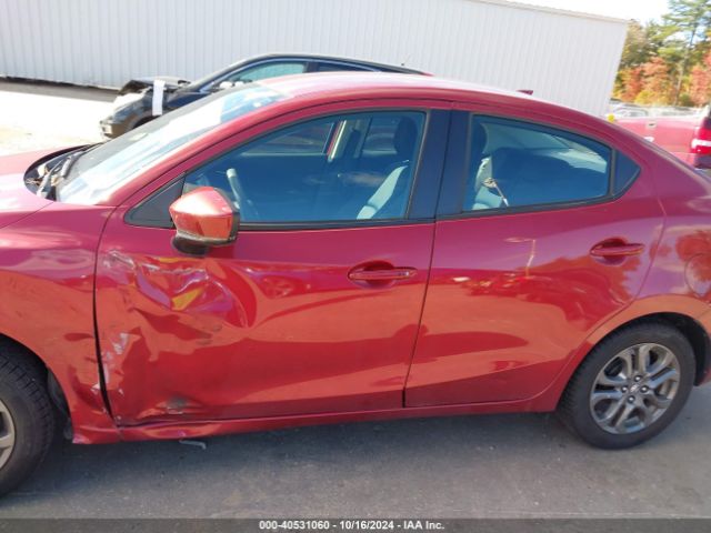 3MYDLBYV7KY514913 Toyota YARIS LE