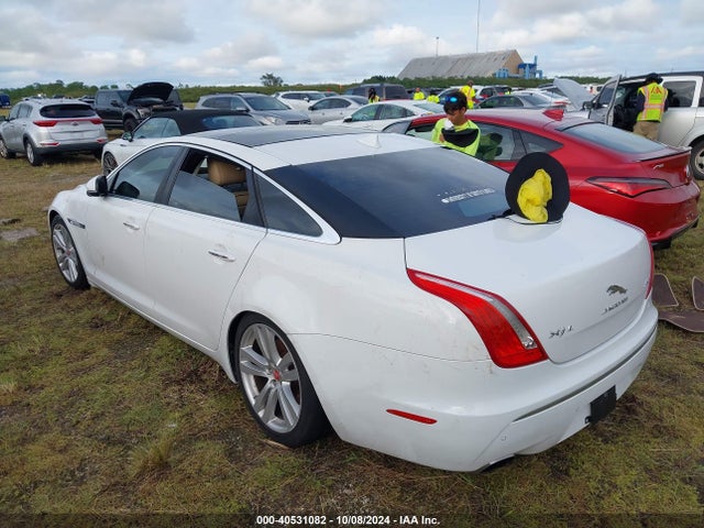 2014 JAGUAR XJ SAJWA2GZ8E8V67199 Photo 2