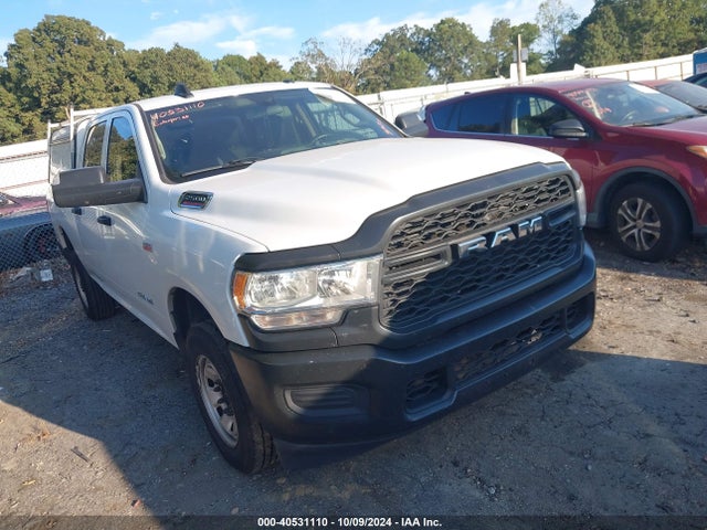 2019 3C6UR4CJ8KG564990 main image