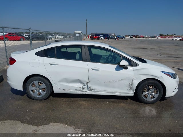 Chevrolet Cruze Ls Auto 2017 1G1BC5SM4H7248132 Image 17