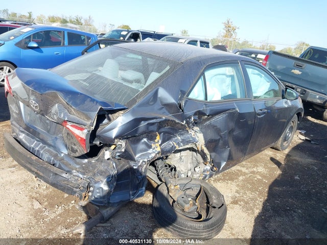 Toyota COROLLA LE 2015 2T1BURHE2FC453133 Image 4