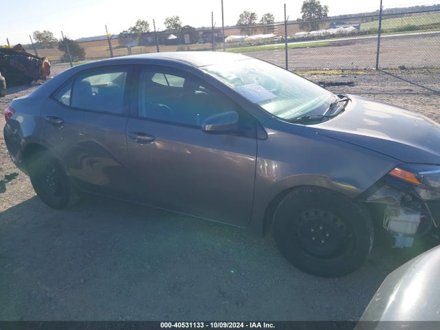 2017 2T1BURHE3HC932681 main image