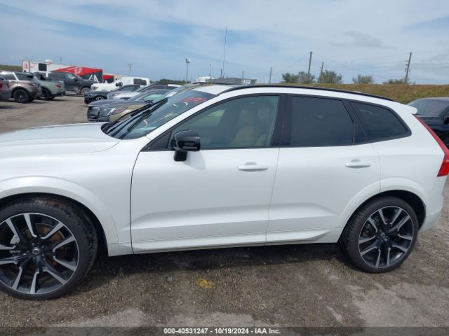 YV4L12RM7R1744811 Volvo Xc60 B5 Ultimate Dark Theme