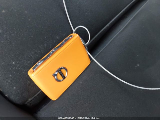 YV4L12UW6P2969723 Volvo Xc40 B5 Plus Dark Theme