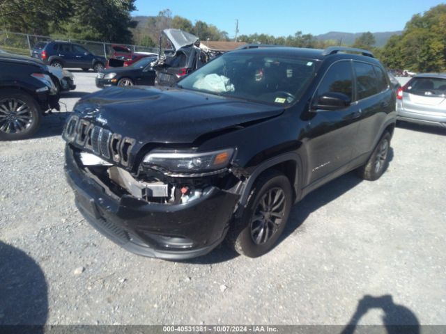 1C4PJMLBXKD195049 Jeep Cherokee Latitude Plus 4x4