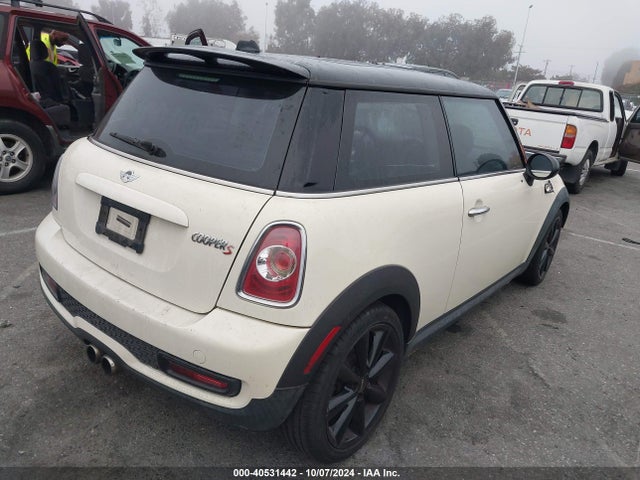 2012 MINI COOPER S WMWSV3C50CT385627 Photo 3