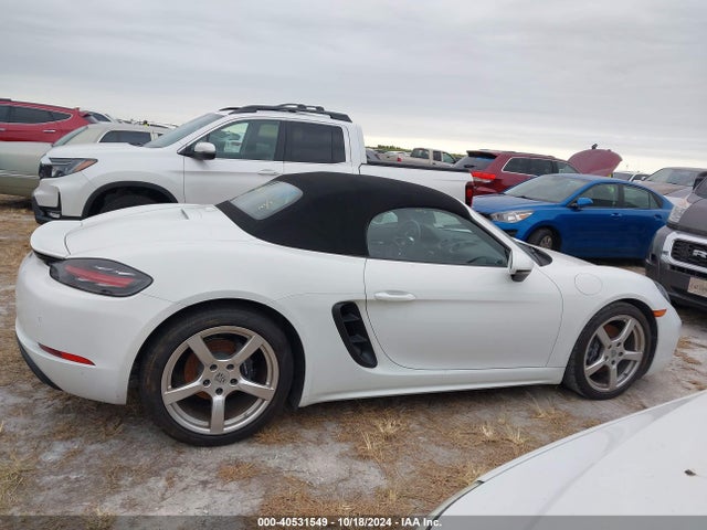 Porsche 718 Boxster 2019 WP0CA2A82KS211041 Image 13